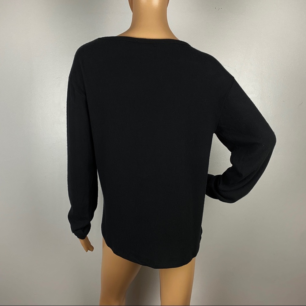 NEW REFORMATION BLACK V-NECK KNIT PULLOVER - Picture 7 of 9